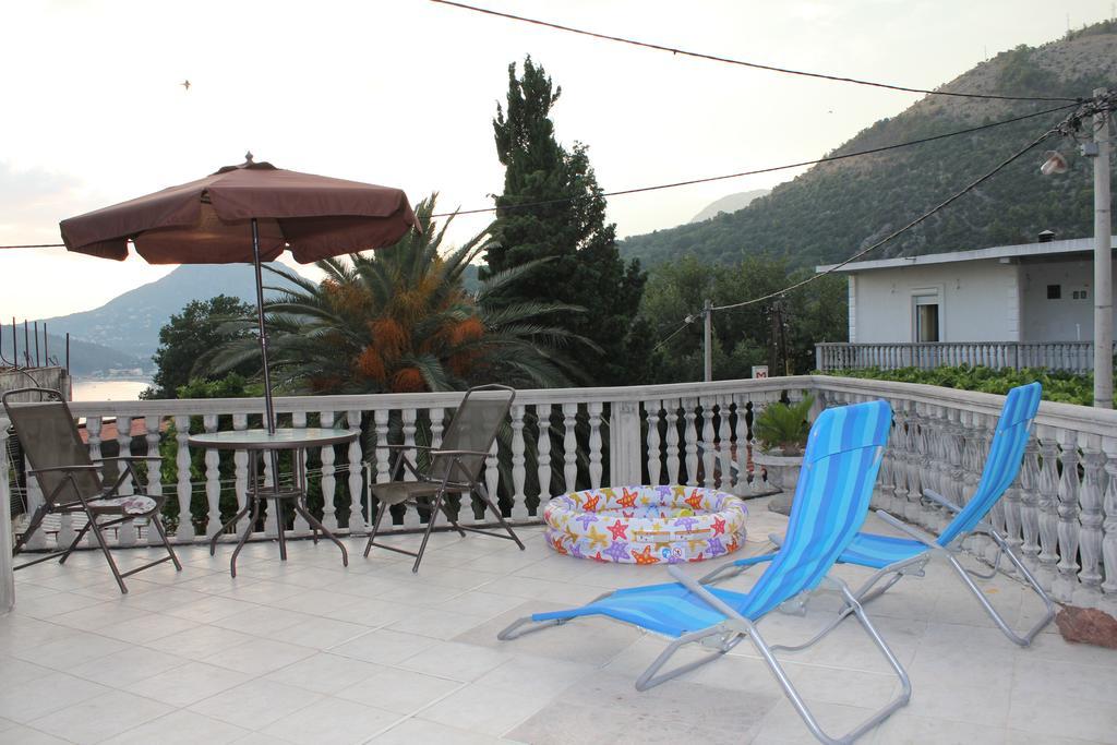 Marko Apartment Sutomore Bilik gambar